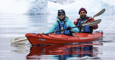kayak — image 1 of 4